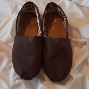 💚Classic Tom's Dark Grey slip-ons